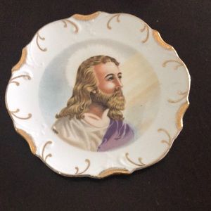 Bundle of 3 decorative plates with 18K gold trim. 8” round